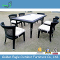 အပြင်ဘက်တွင် Brushed Aluminum UV Wicker Dining Set